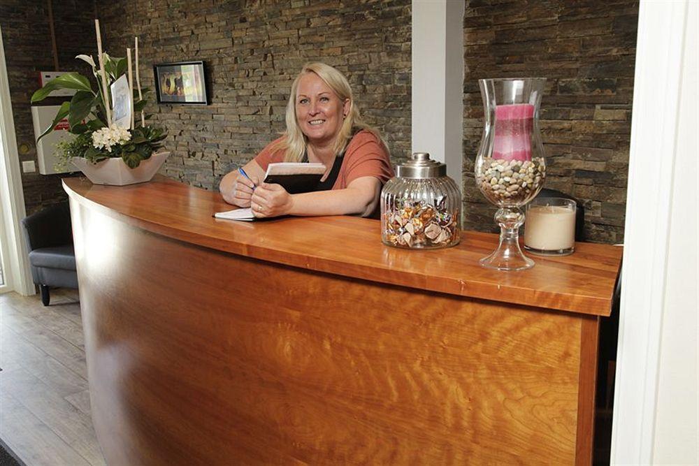 Hoegbo Hotell Skommarsgarden Sandviken Dış mekan fotoğraf
