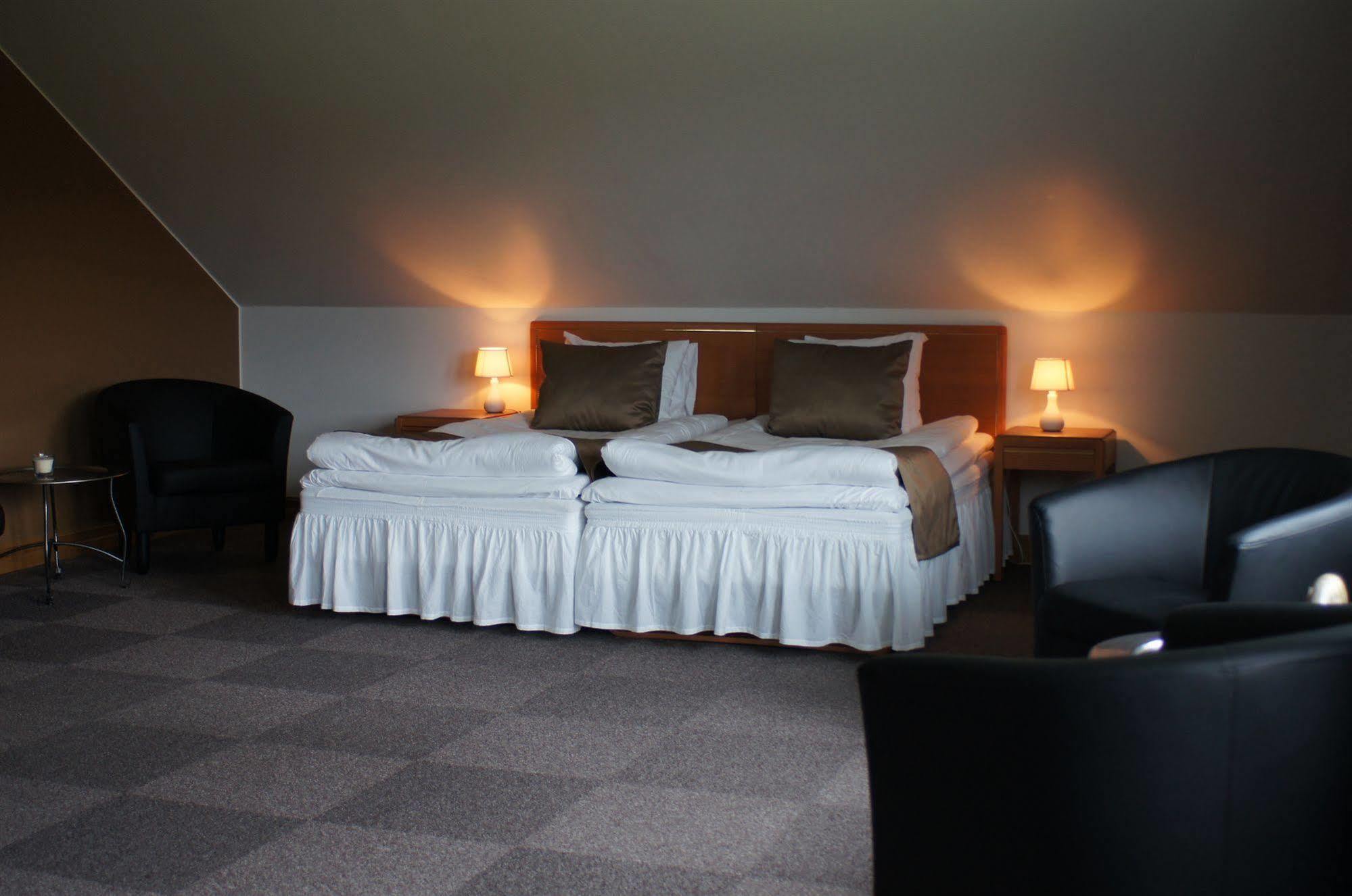 Hoegbo Hotell Skommarsgarden Sandviken Dış mekan fotoğraf